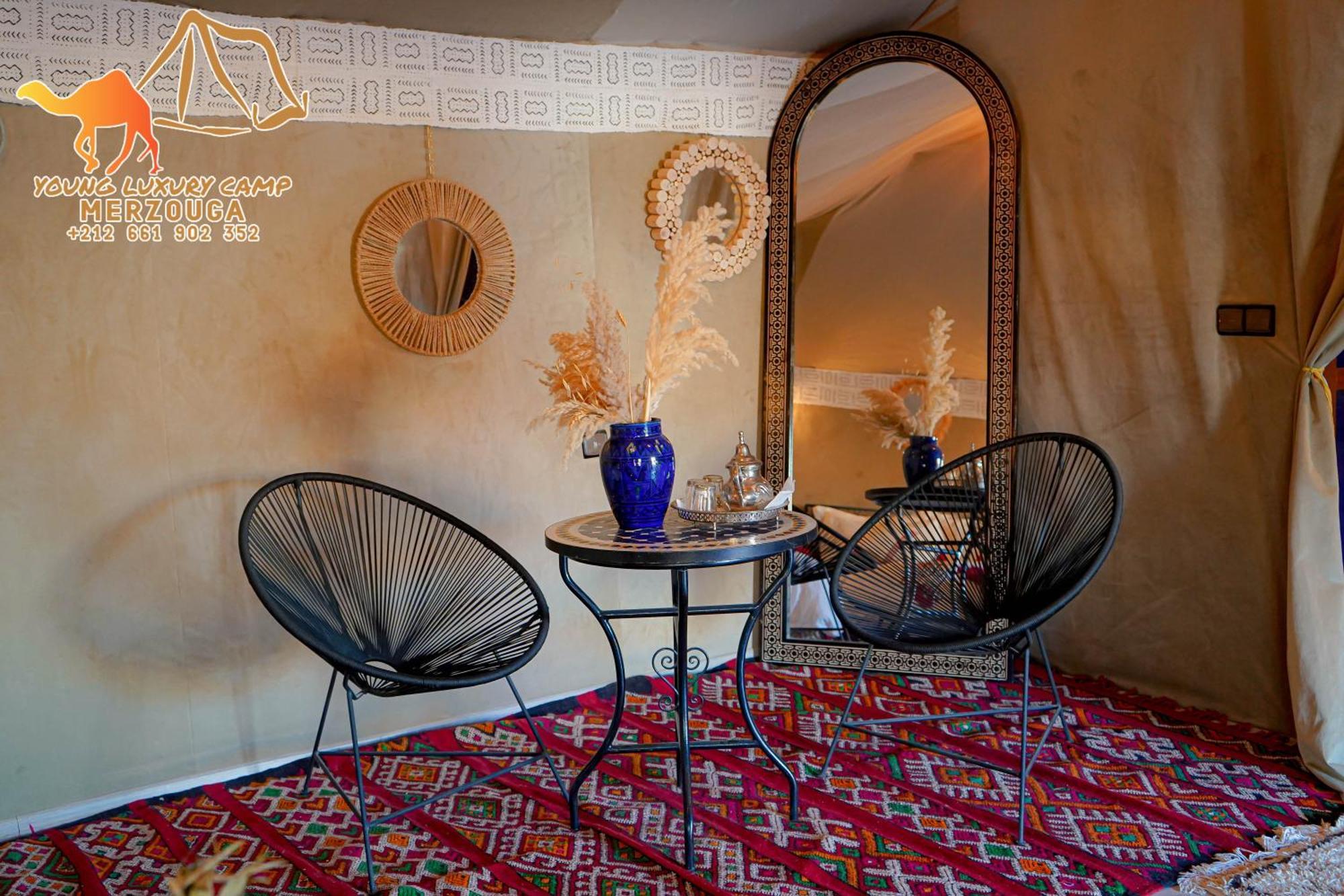 Young Luxury Camp Merzouga Bagian luar foto